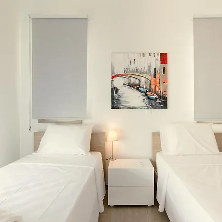 Villa Palm Tree Villas *
